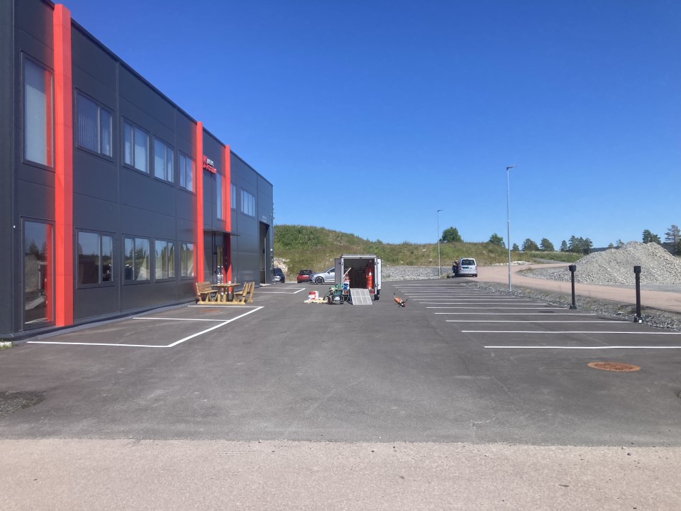 Profesjonell oppmerking av parkeringsplass